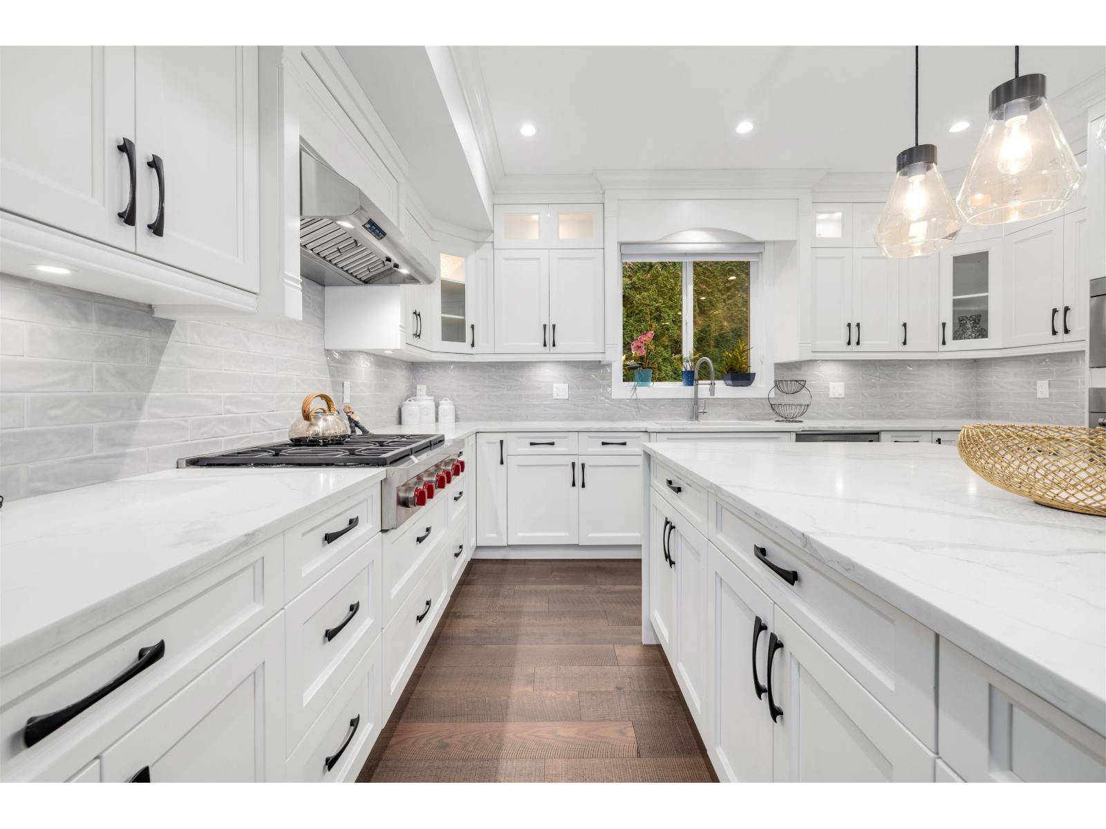 13330 20 AVENUE, Surrey