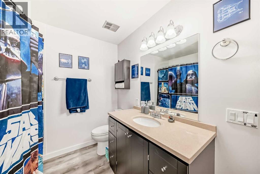 Single Family House for Sale in   Palliser Drive SW Oakridge Calgary 