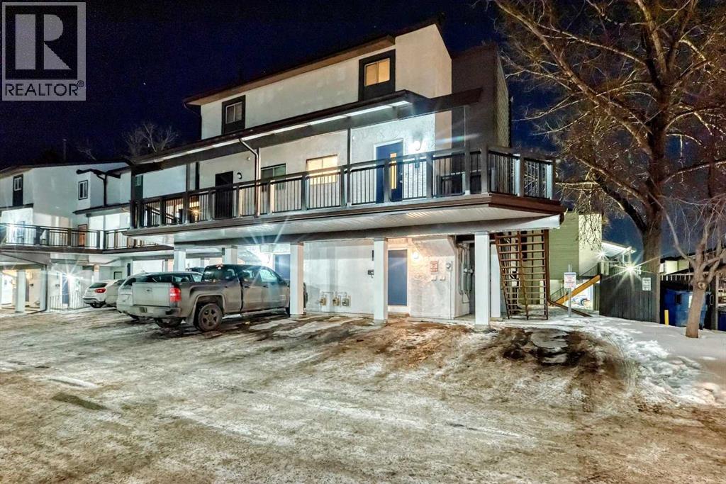 112, 2520 Palliser Drive SW, Calgary, Alberta