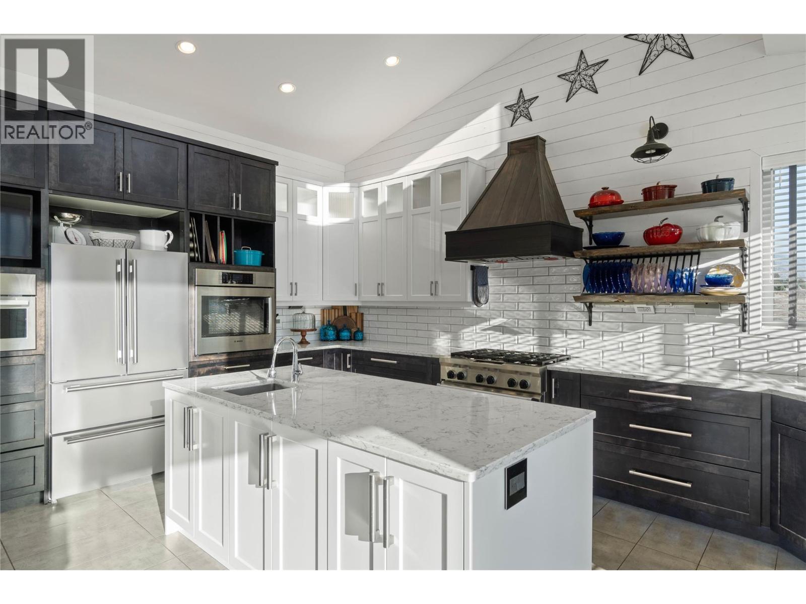 3093 SHUSWAP  E Road, Kamloops