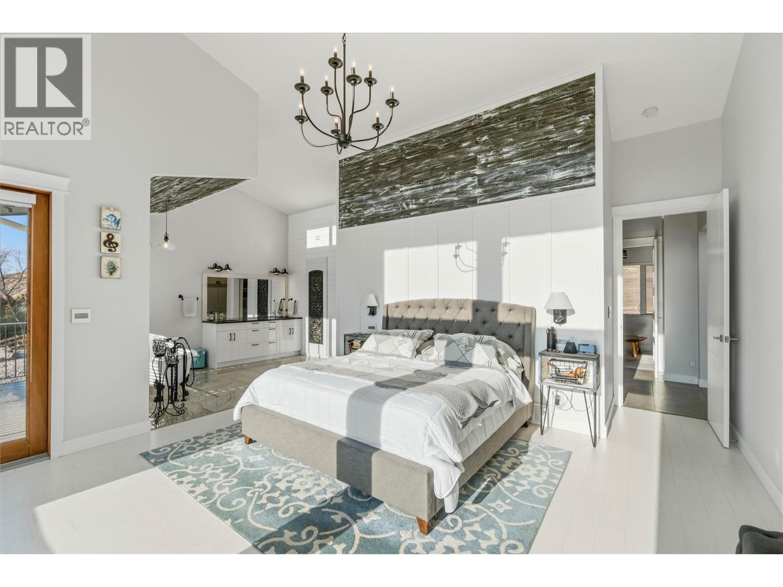 3093 SHUSWAP  E Road, Kamloops