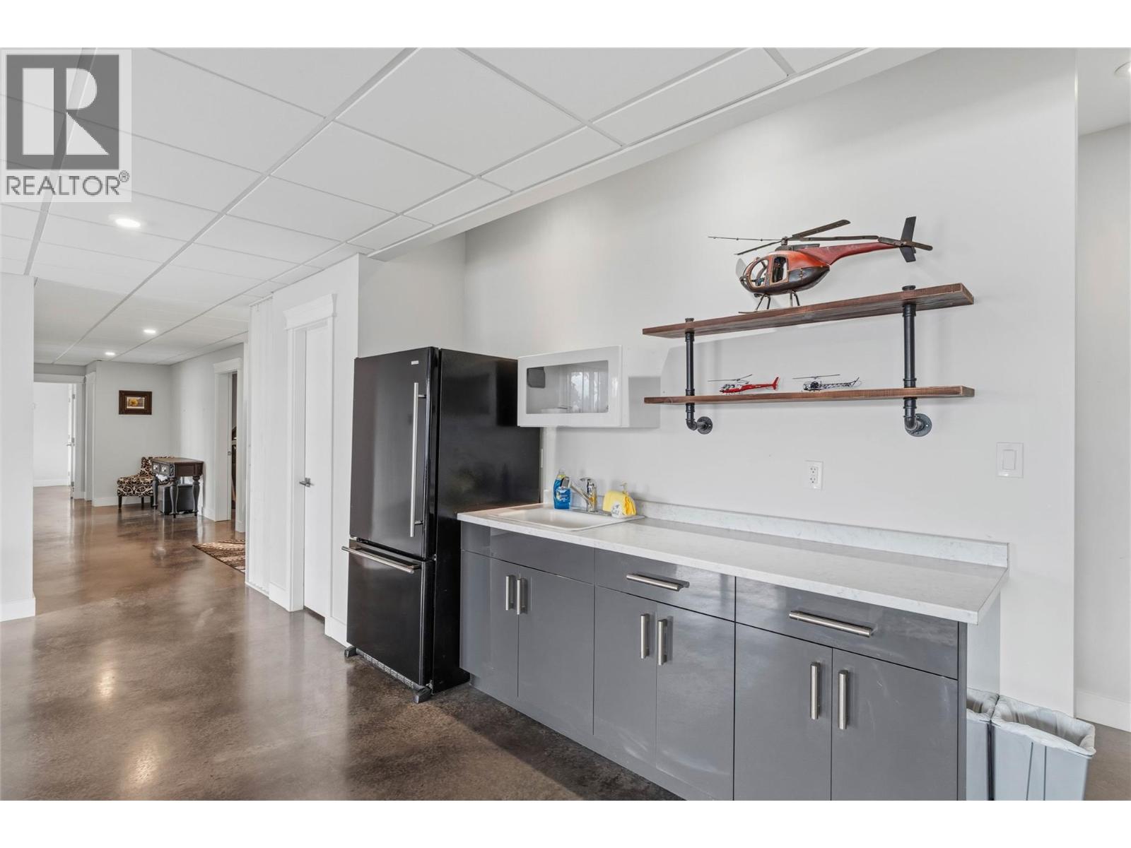 3093 SHUSWAP  E Road, Kamloops