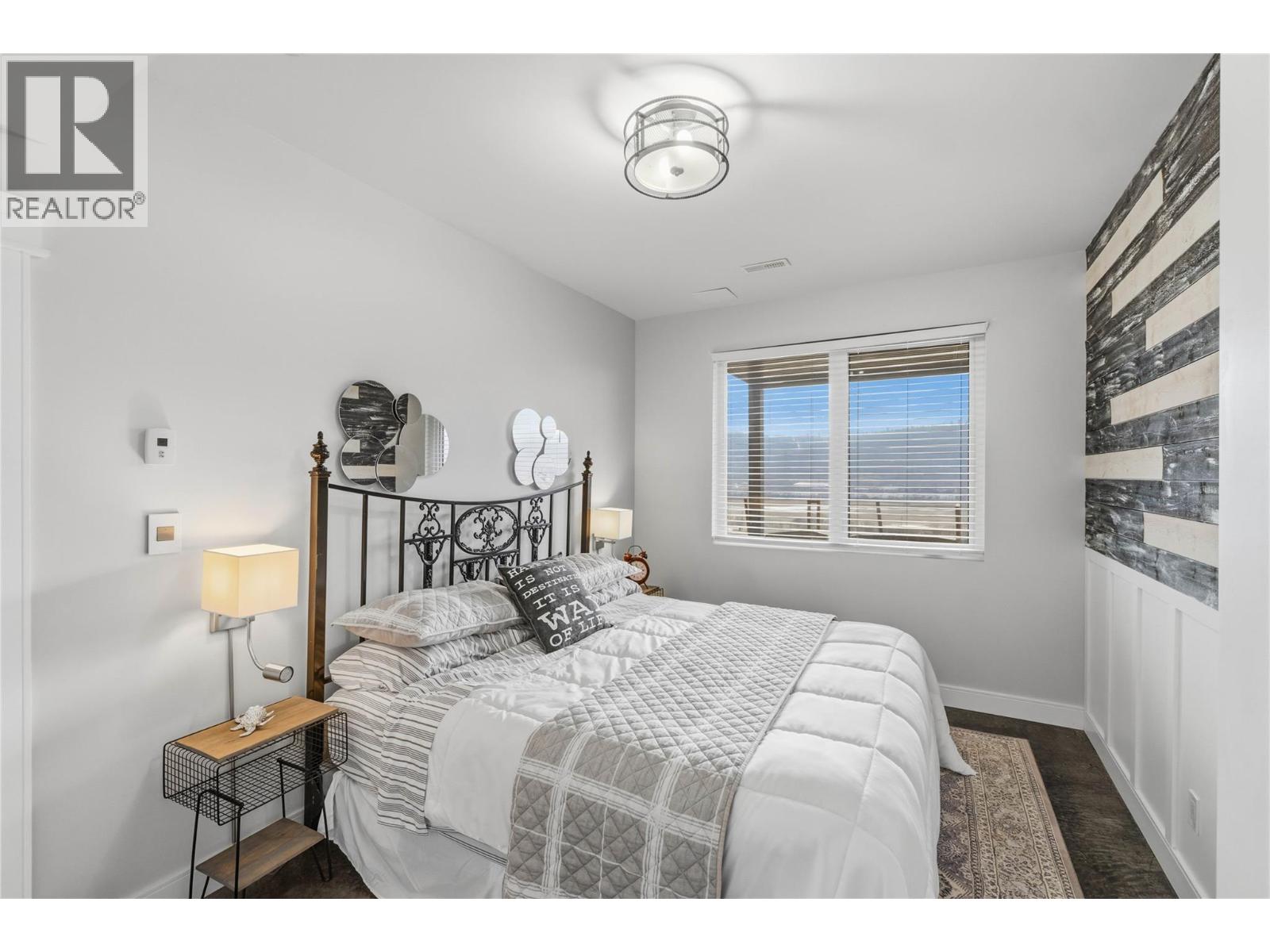 3093 SHUSWAP  E Road, Kamloops