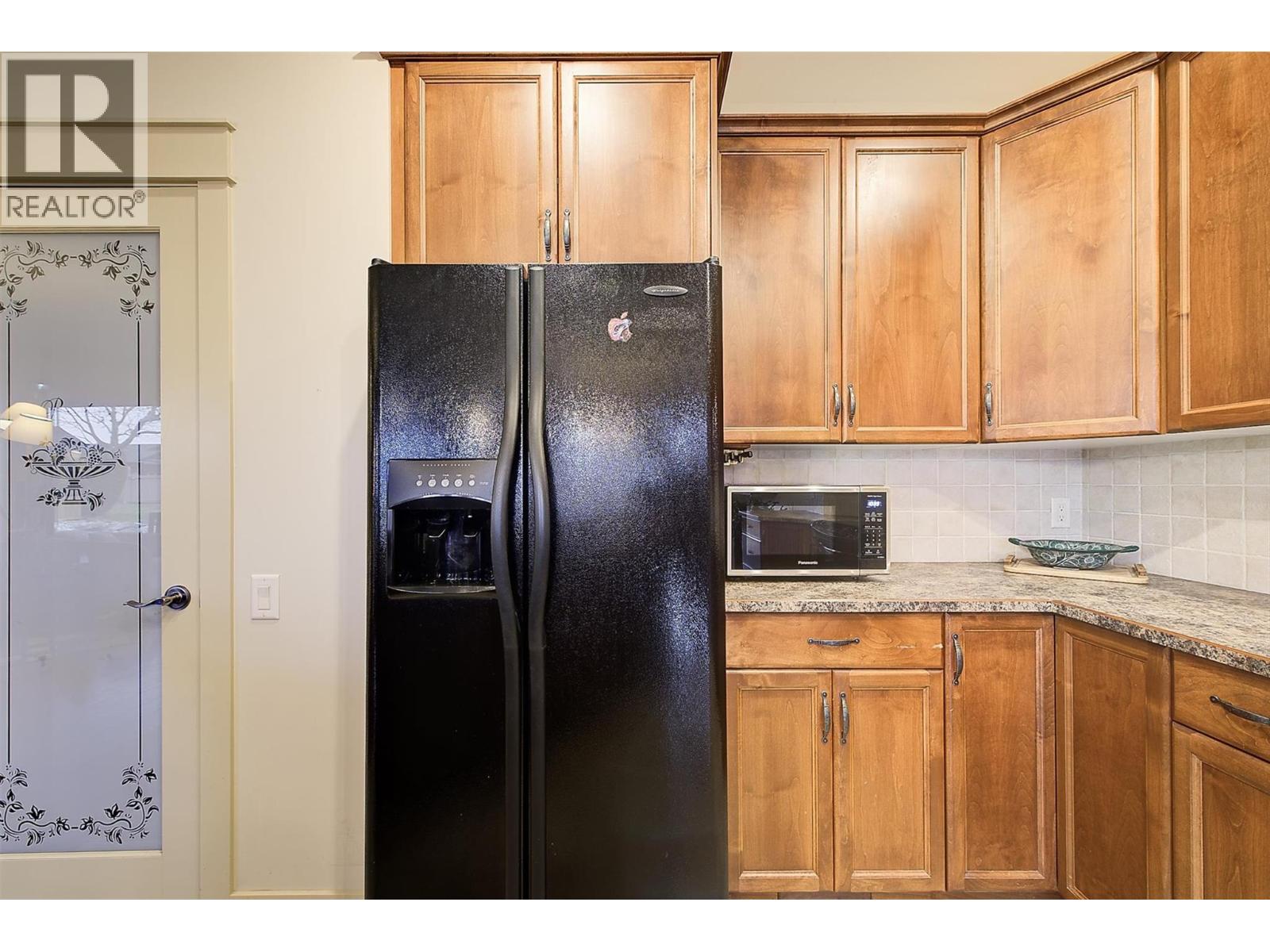  2317 Pine Vista Place, West Kelowna