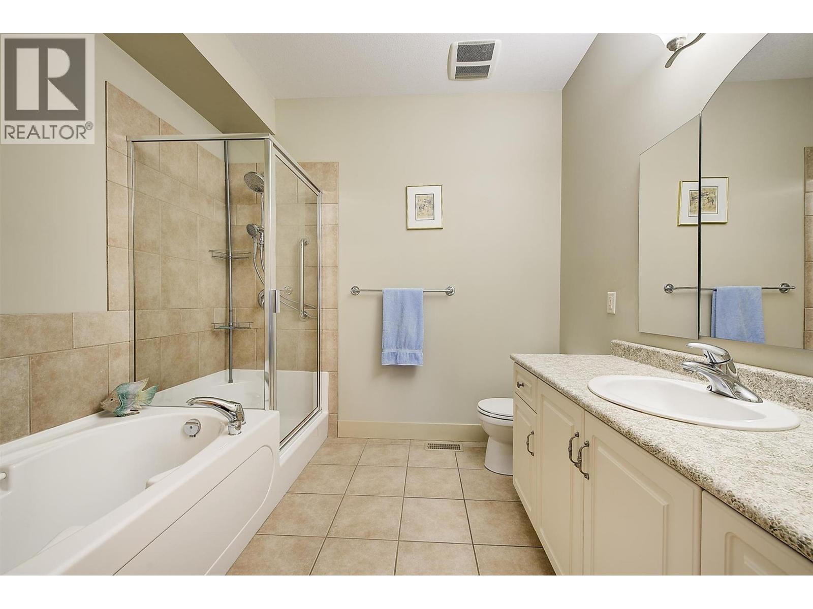  2317 Pine Vista Place, West Kelowna