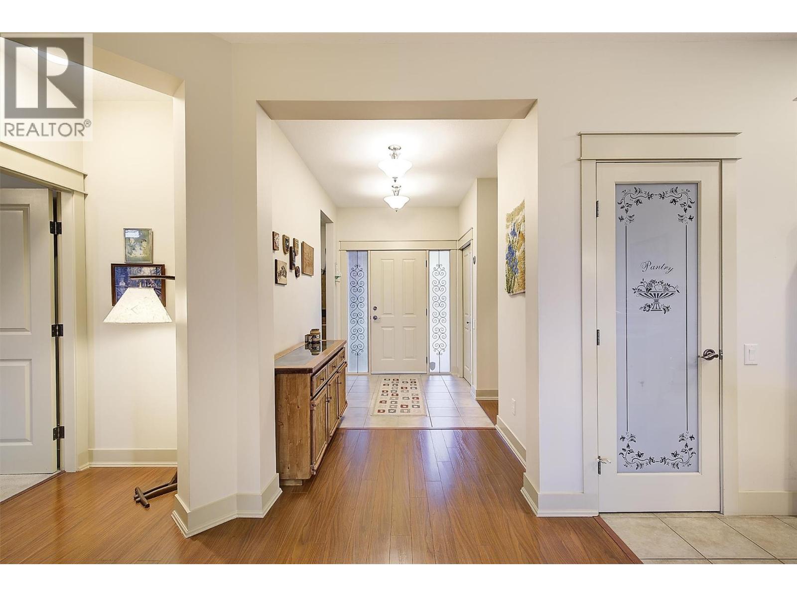  2317 Pine Vista Place, West Kelowna