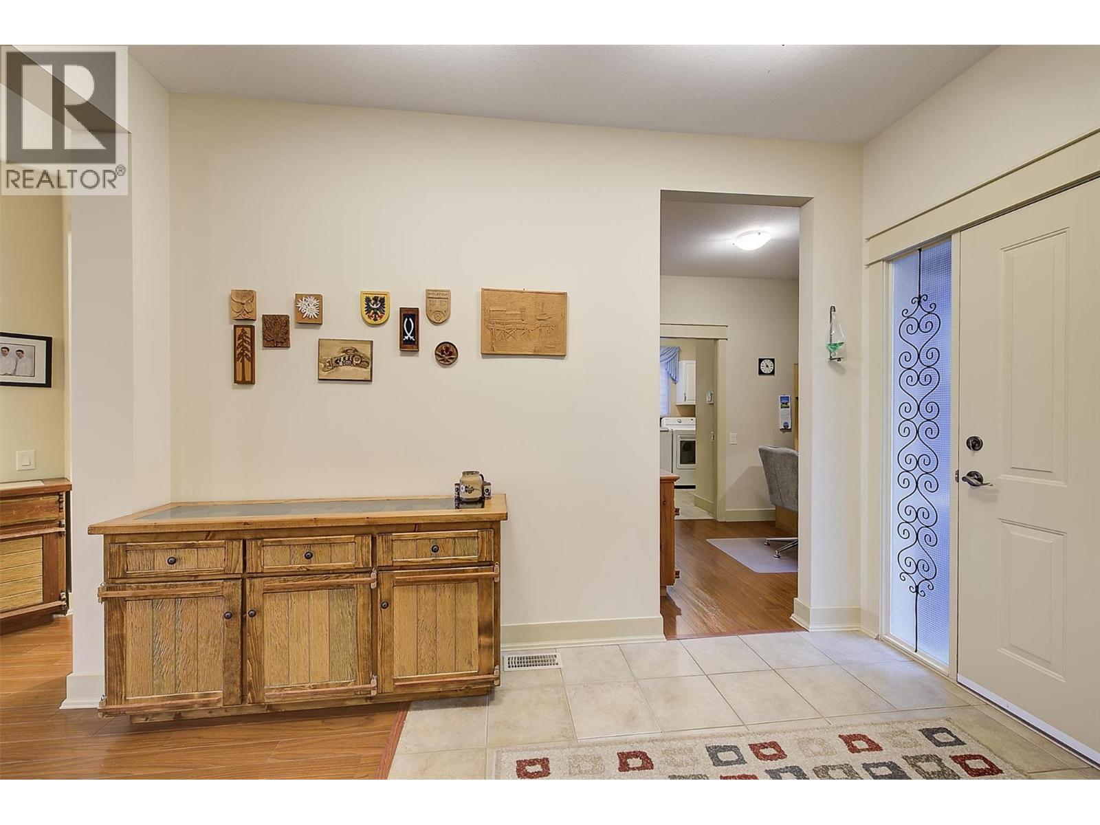  2317 Pine Vista Place, West Kelowna