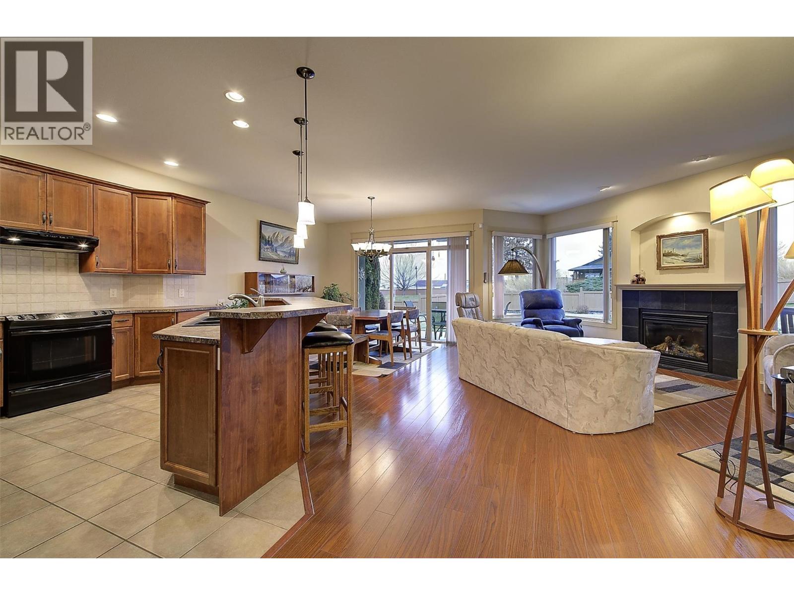  2317 Pine Vista Place, West Kelowna