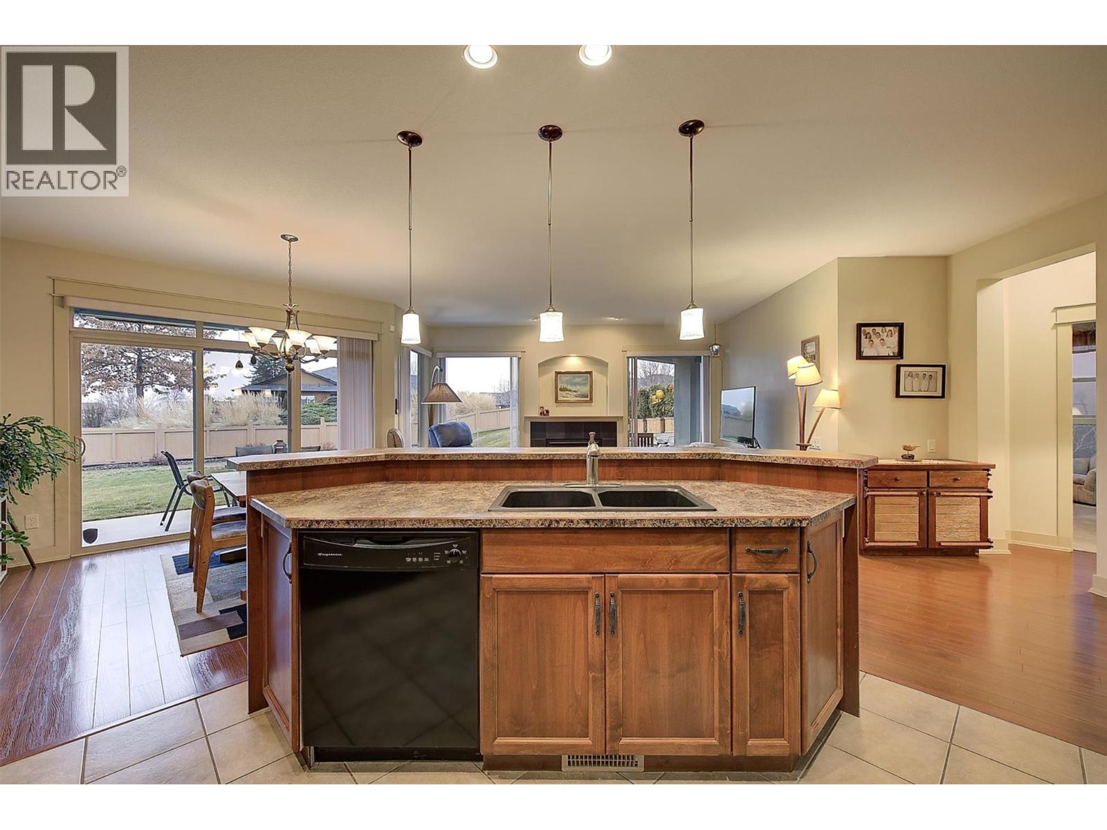  2317 Pine Vista Place, West Kelowna