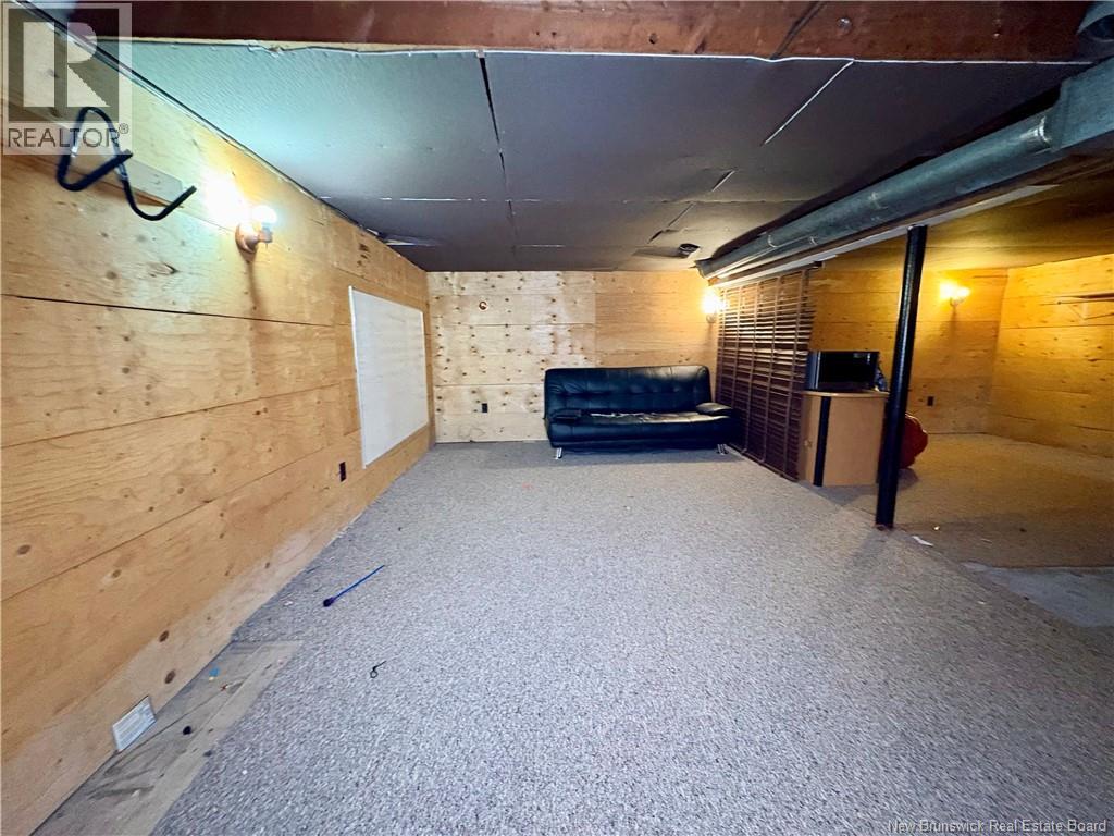 621 CHARLES STREET - 34