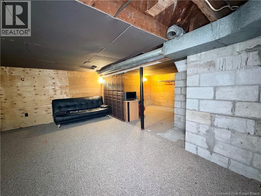 621 CHARLES STREET - 36