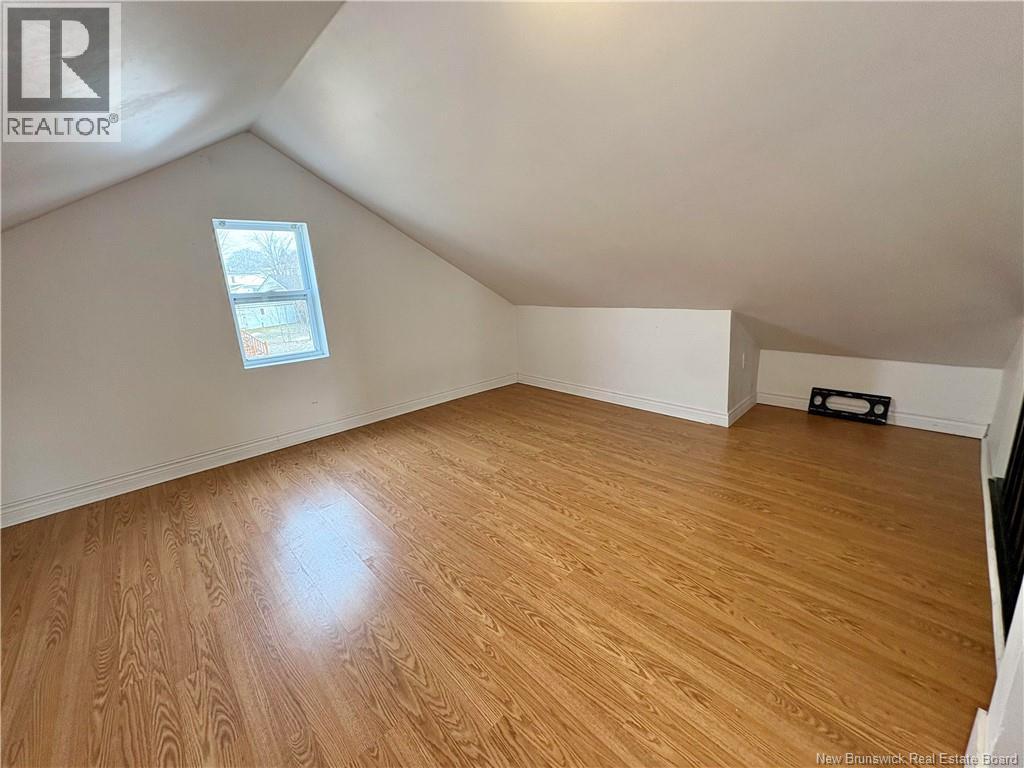 621 CHARLES STREET - 32