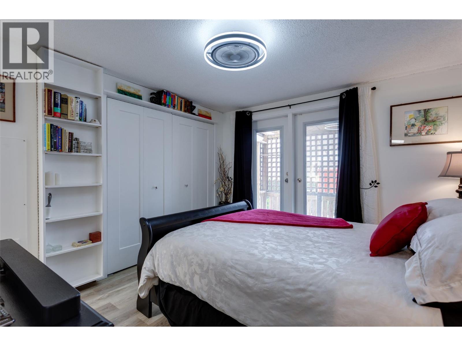 46 2001 97 S Highway, West Kelowna