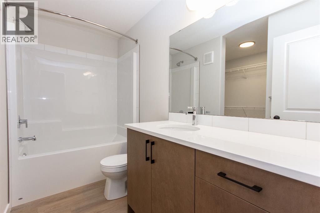 208 Augustus Way, Penhold