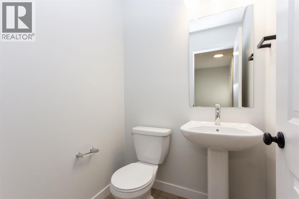 208 Augustus Way, Penhold