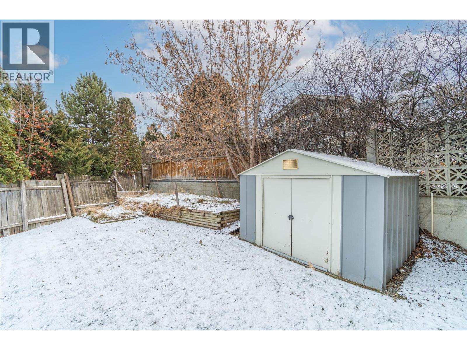 209 BESTWICK E COURT - 38