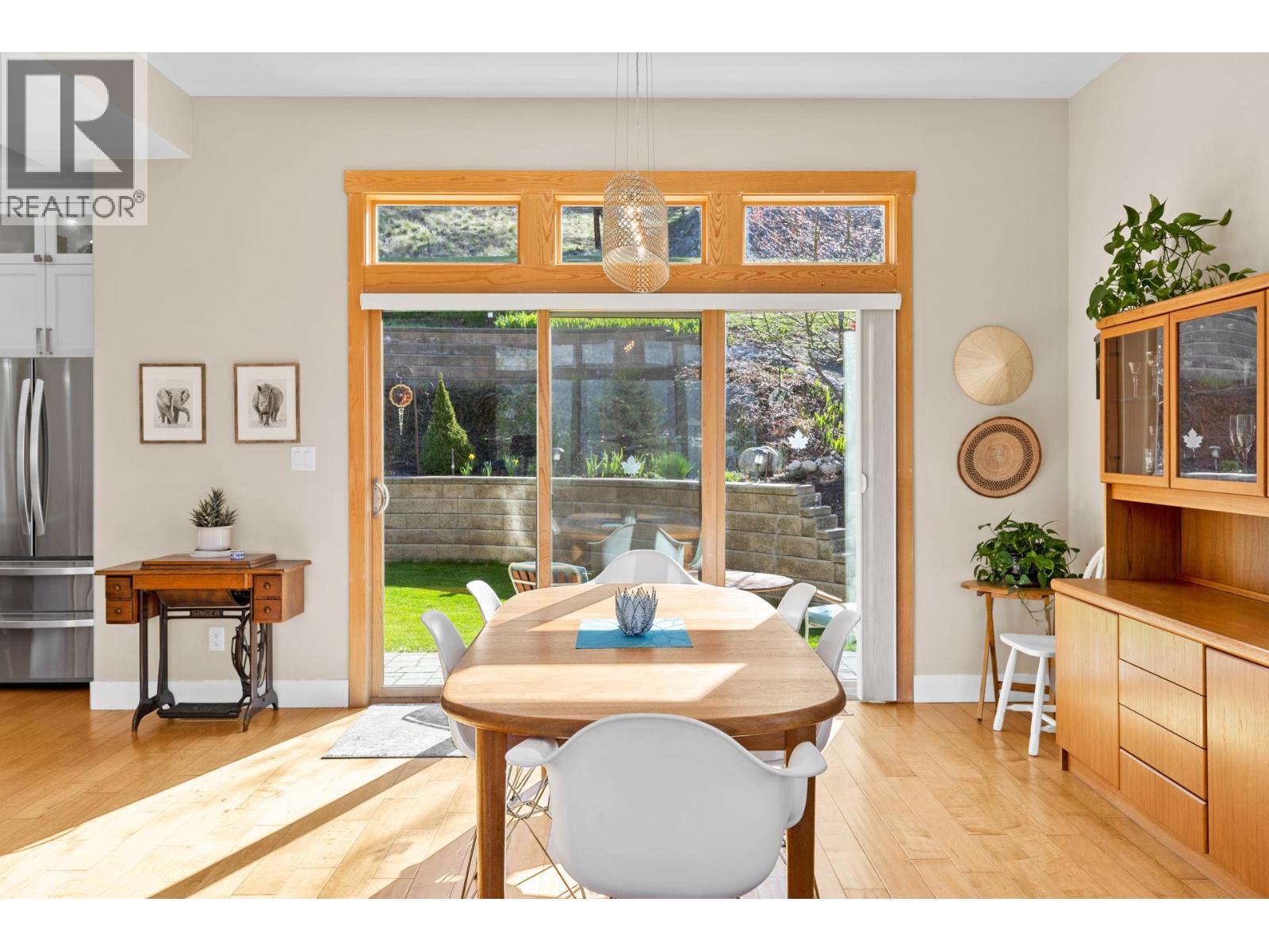  10989 Maddock Avenue, Lake Country