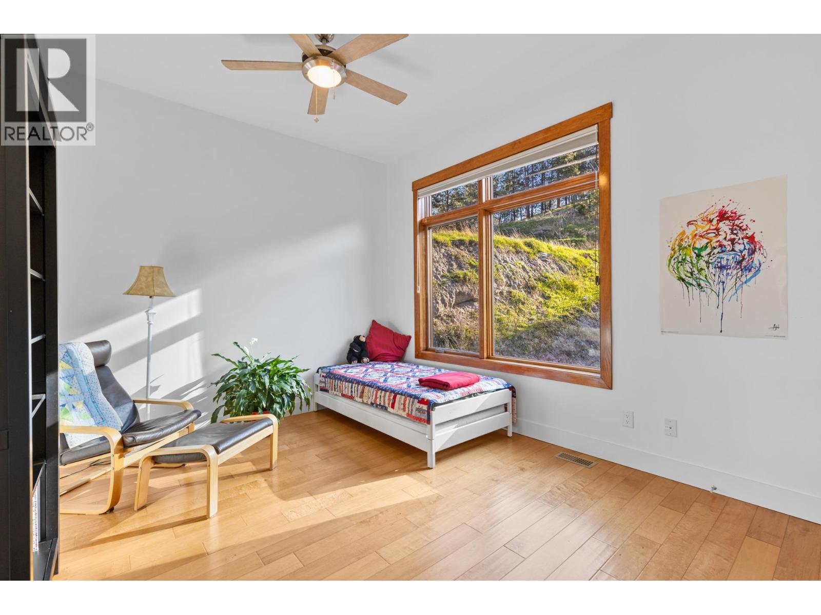  10989 Maddock Avenue, Lake Country