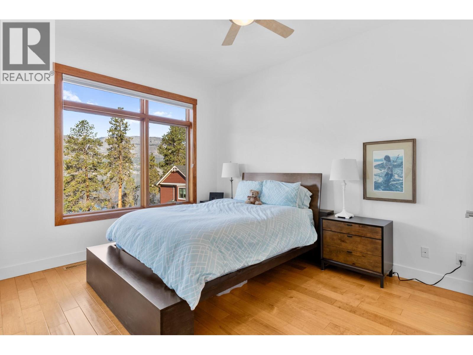  10989 Maddock Avenue, Lake Country