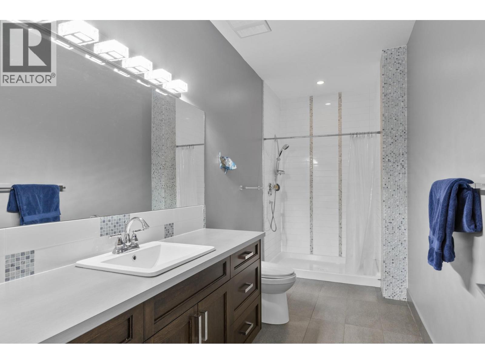  10989 Maddock Avenue, Lake Country