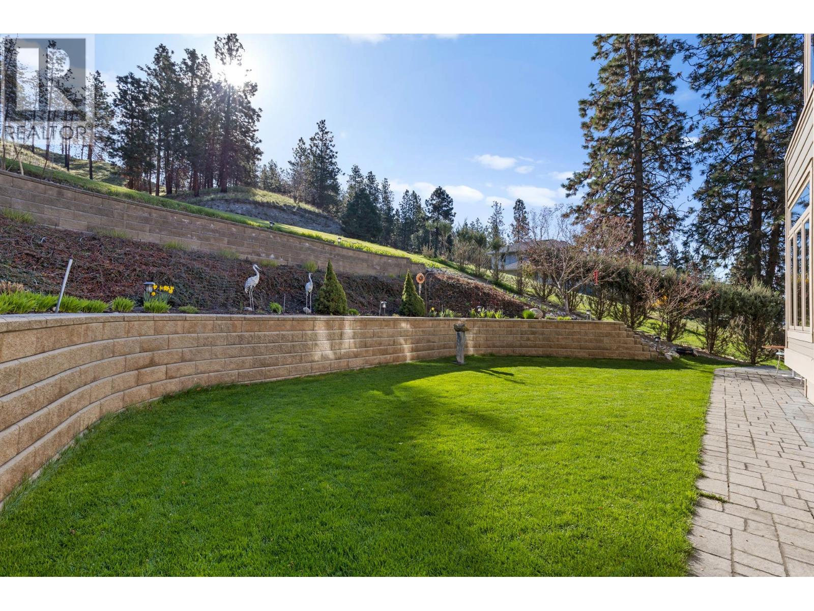  10989 Maddock Avenue, Lake Country