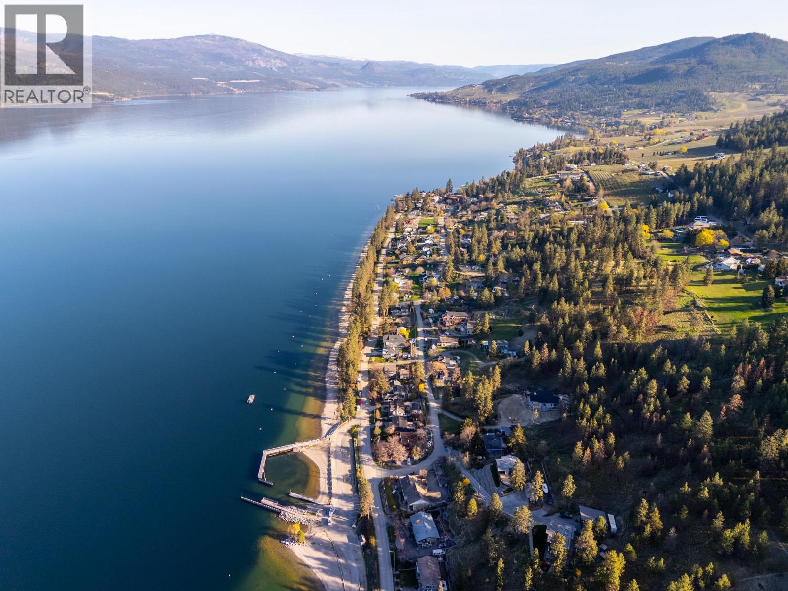  10989 Maddock Avenue, Lake Country