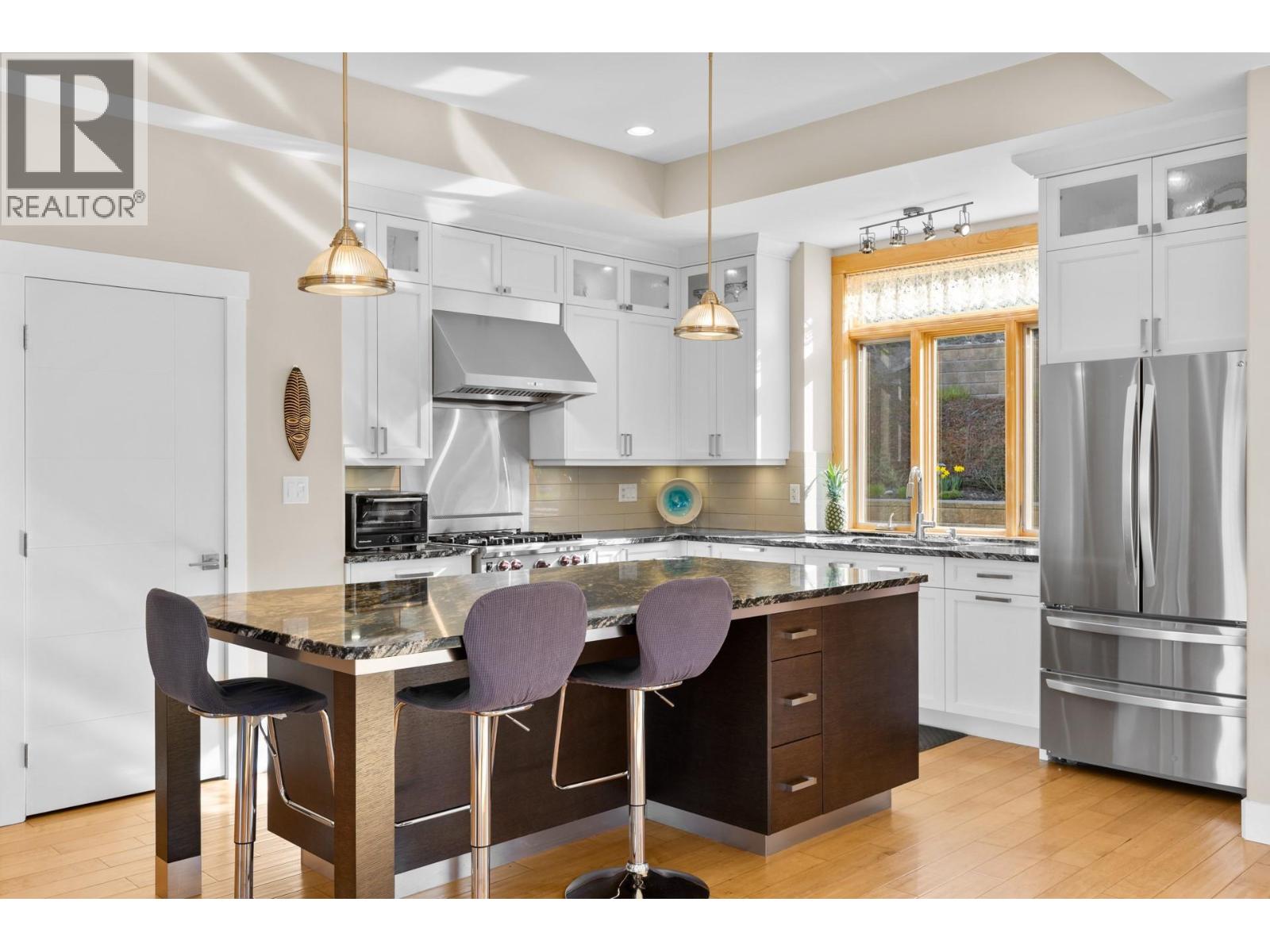  10989 Maddock Avenue, Lake Country