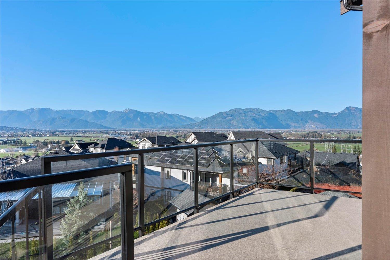 8517 NIXON ROAD, Eastern Hillsides, Chilliwack