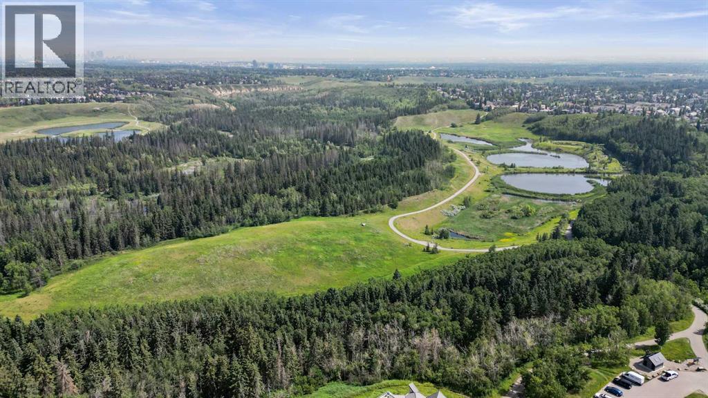 Single Family House for Sale in   Fish Creek Boulevard SW Evergreen Calgary 