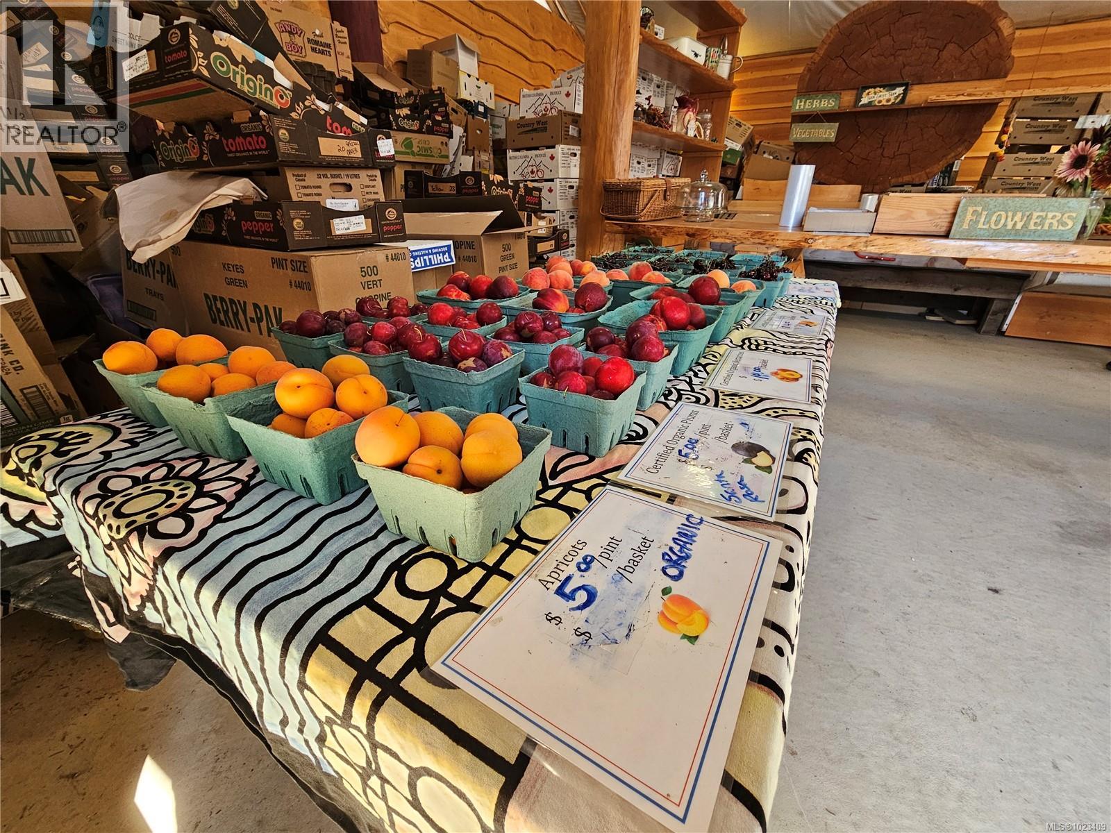2156 Coleman Rd - 66