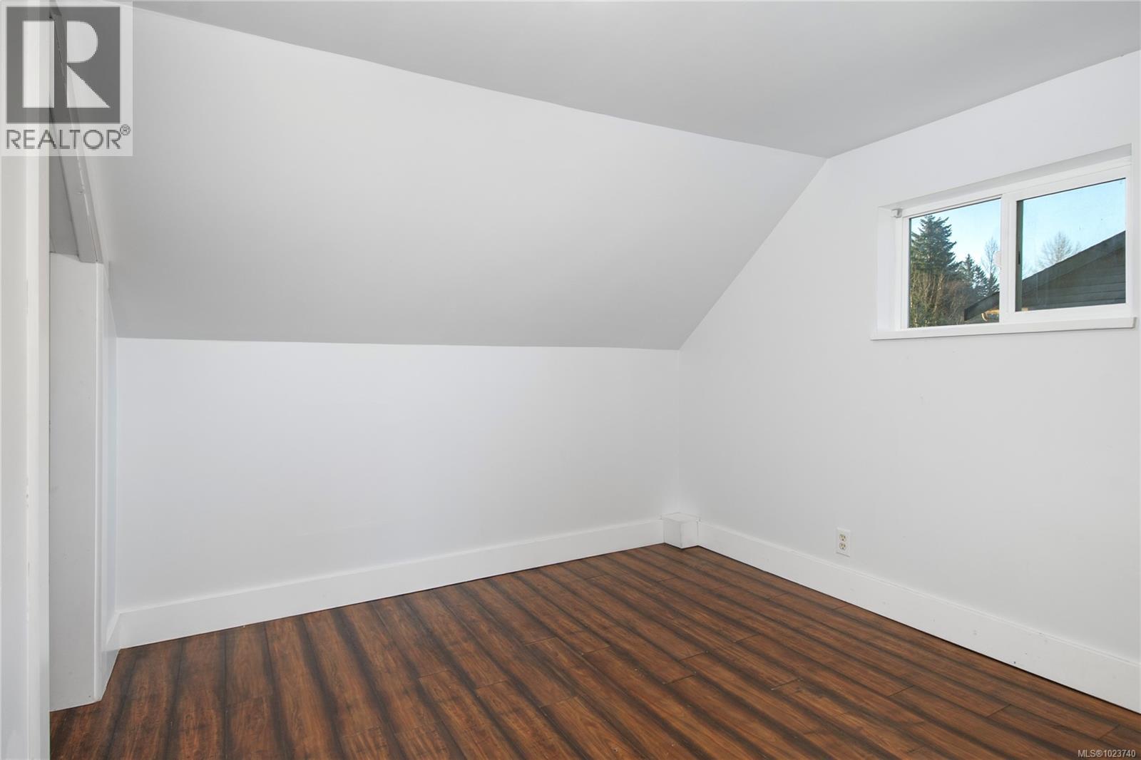 1385 Willemar Ave, Courtenay