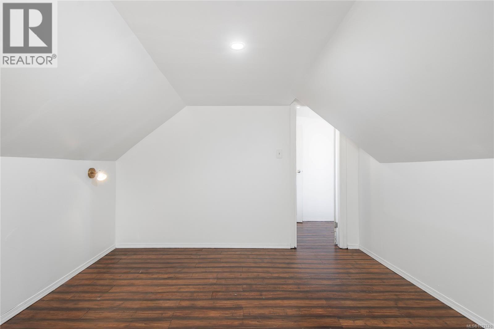 1385 Willemar Ave, Courtenay