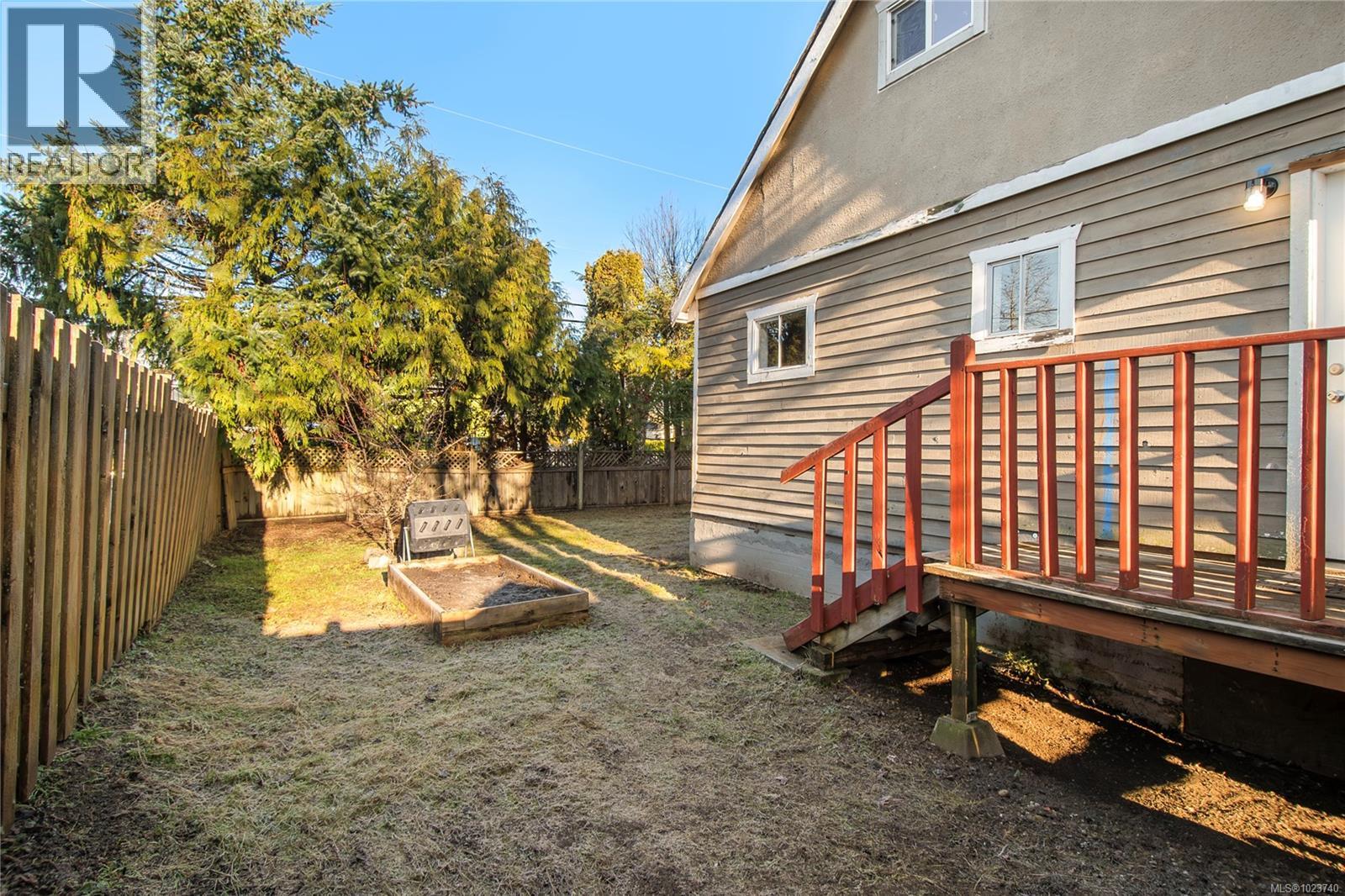 1385 Willemar Ave, Courtenay