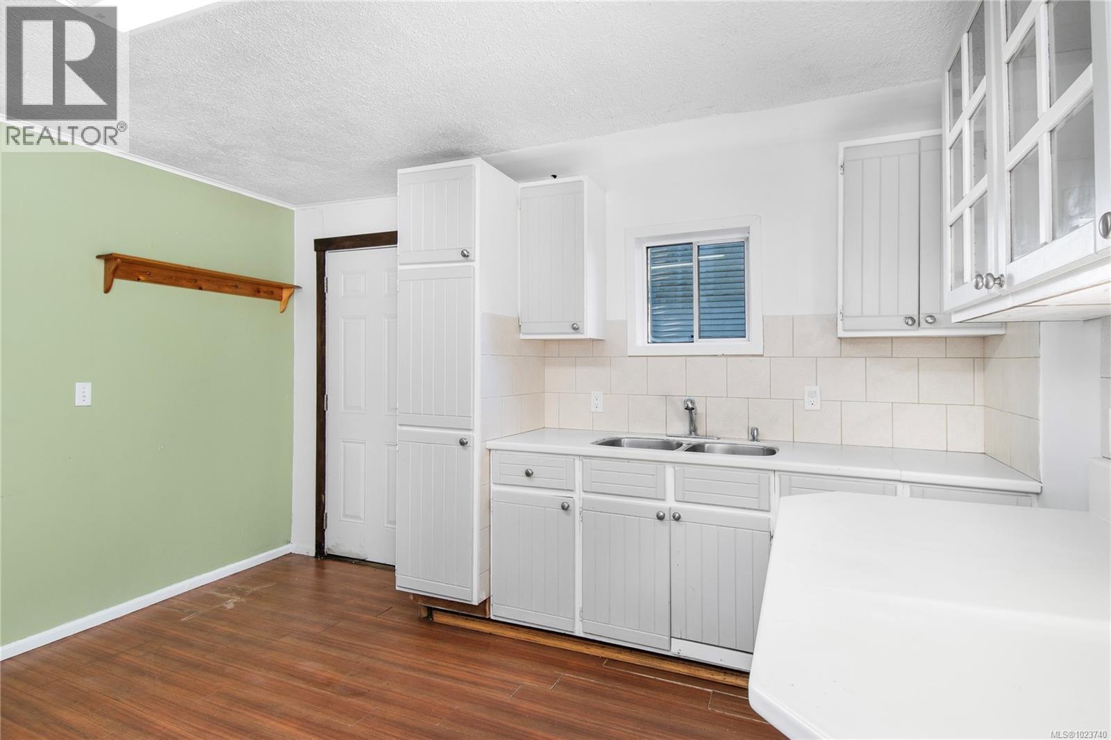 1385 Willemar Ave, Courtenay