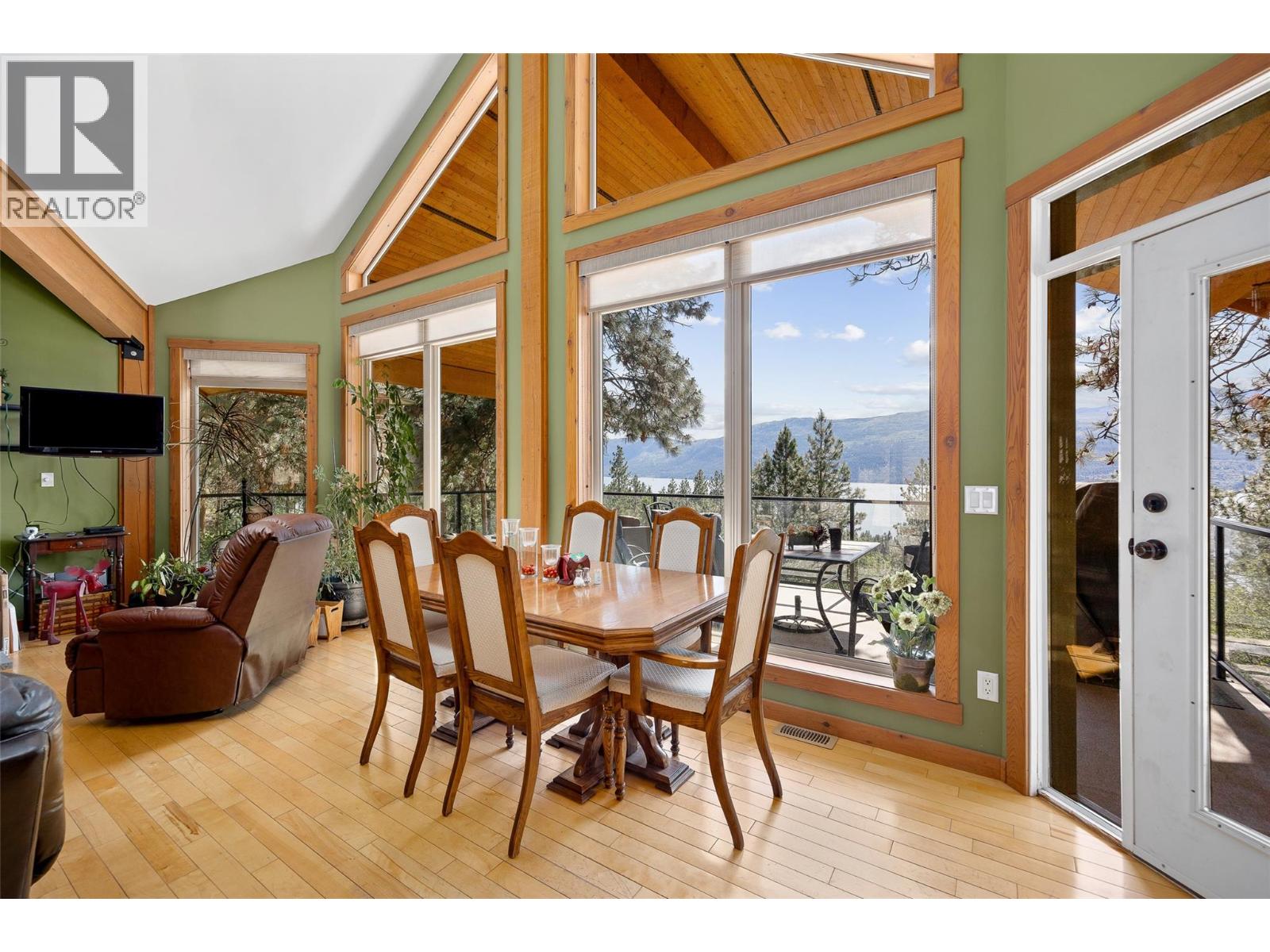  17142 Commonage Road, Lake Country