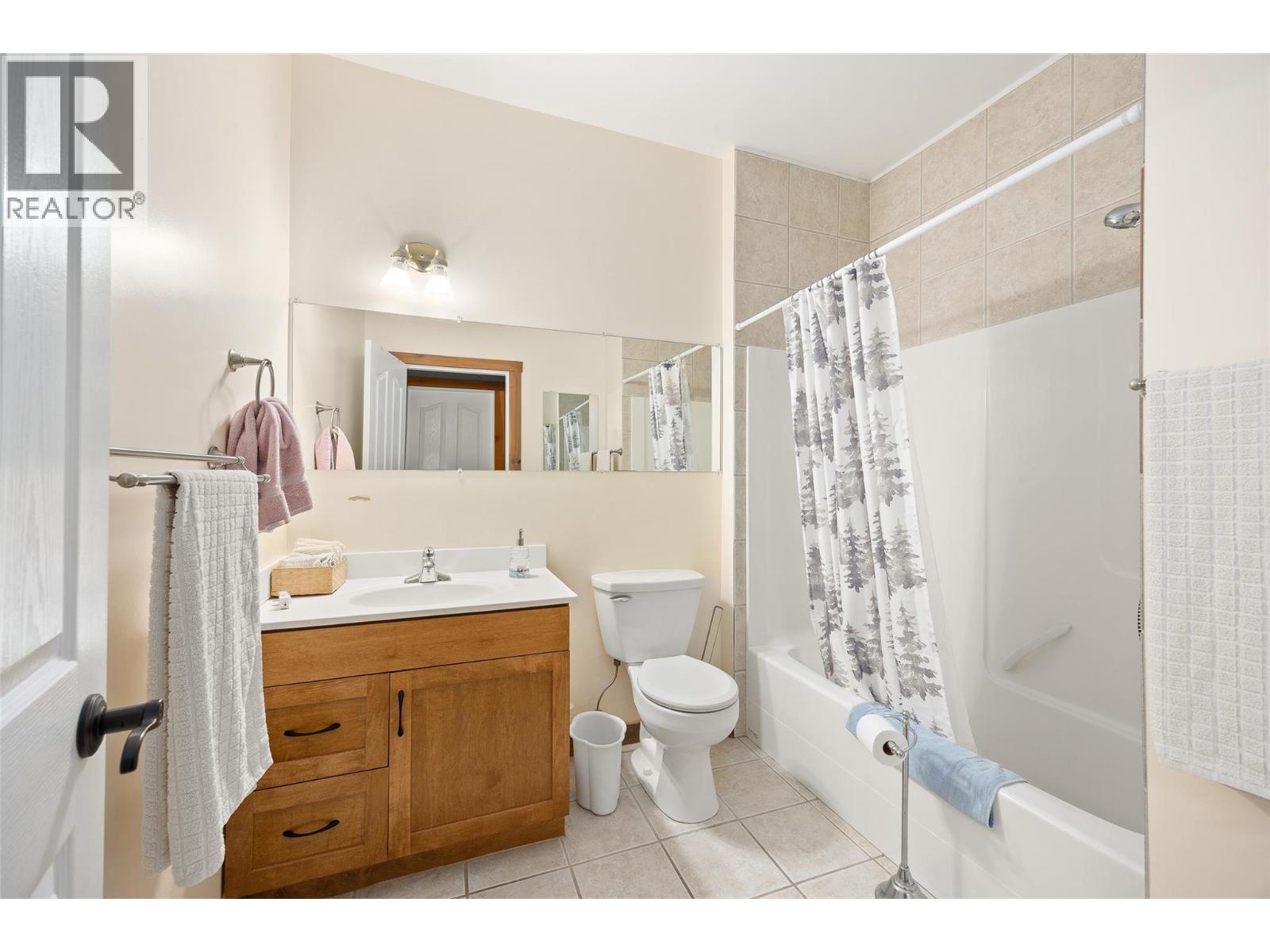  17142 Commonage Road, Lake Country