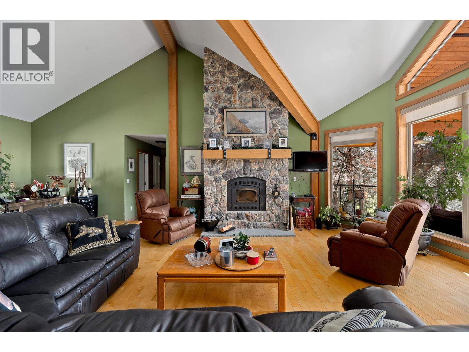  17142 Commonage Road, Lake Country