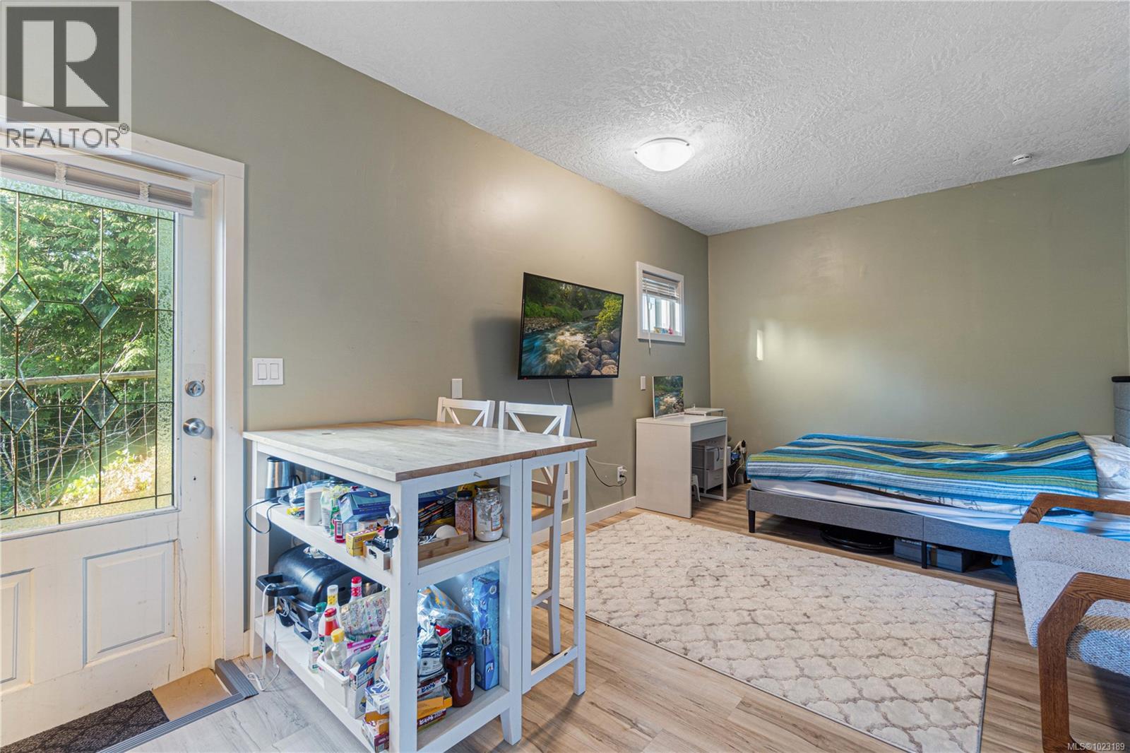 1747 Dar's Pl, Qualicum Beach