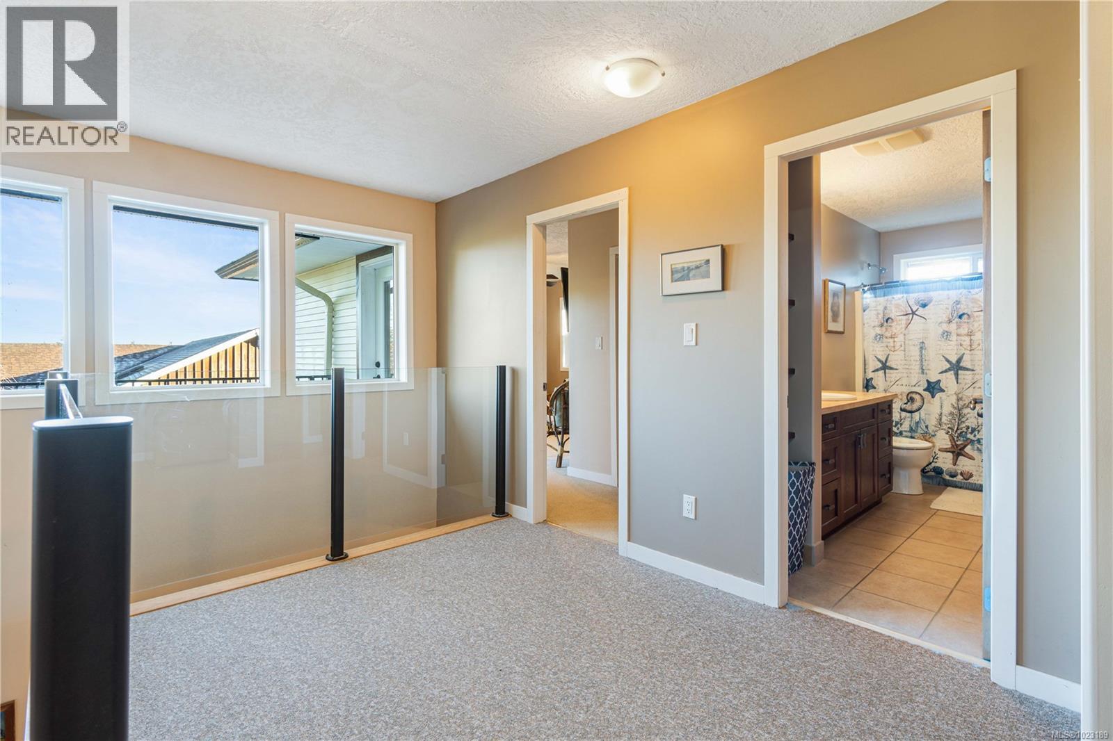 1747 Dar's Pl, Qualicum Beach