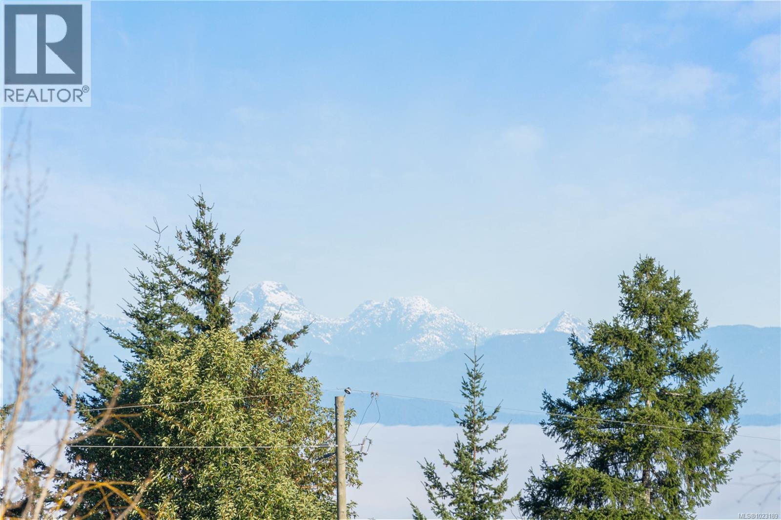 1747 Dar's Pl, Qualicum Beach
