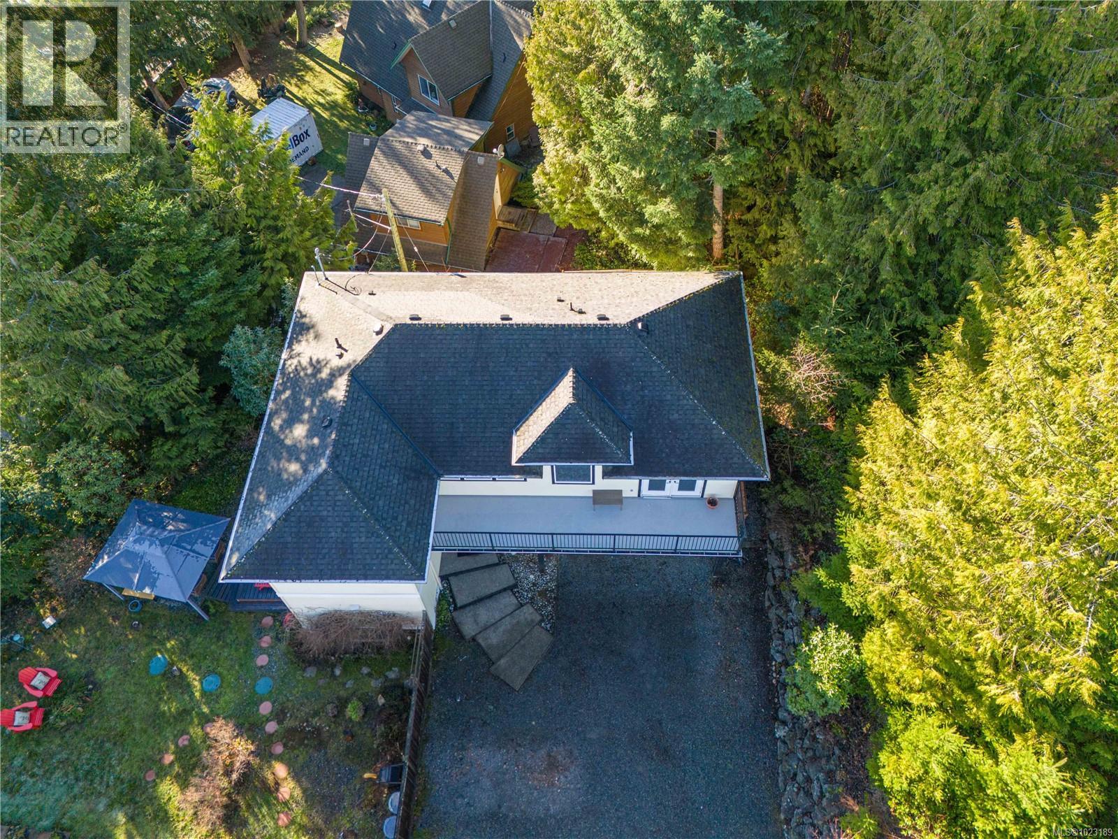 1747 Dar's Pl, Qualicum Beach