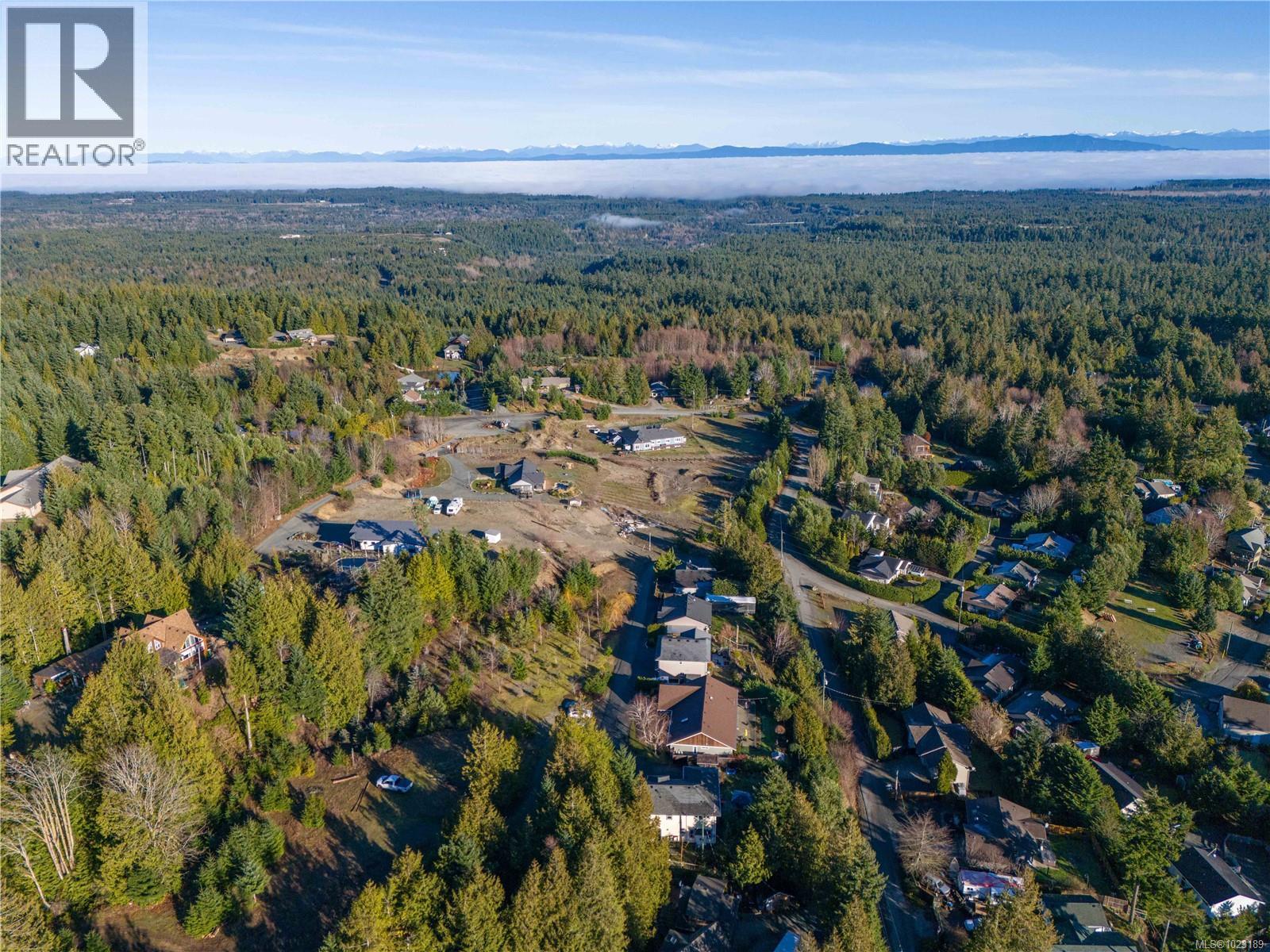 1747 Dar's Pl, Qualicum Beach