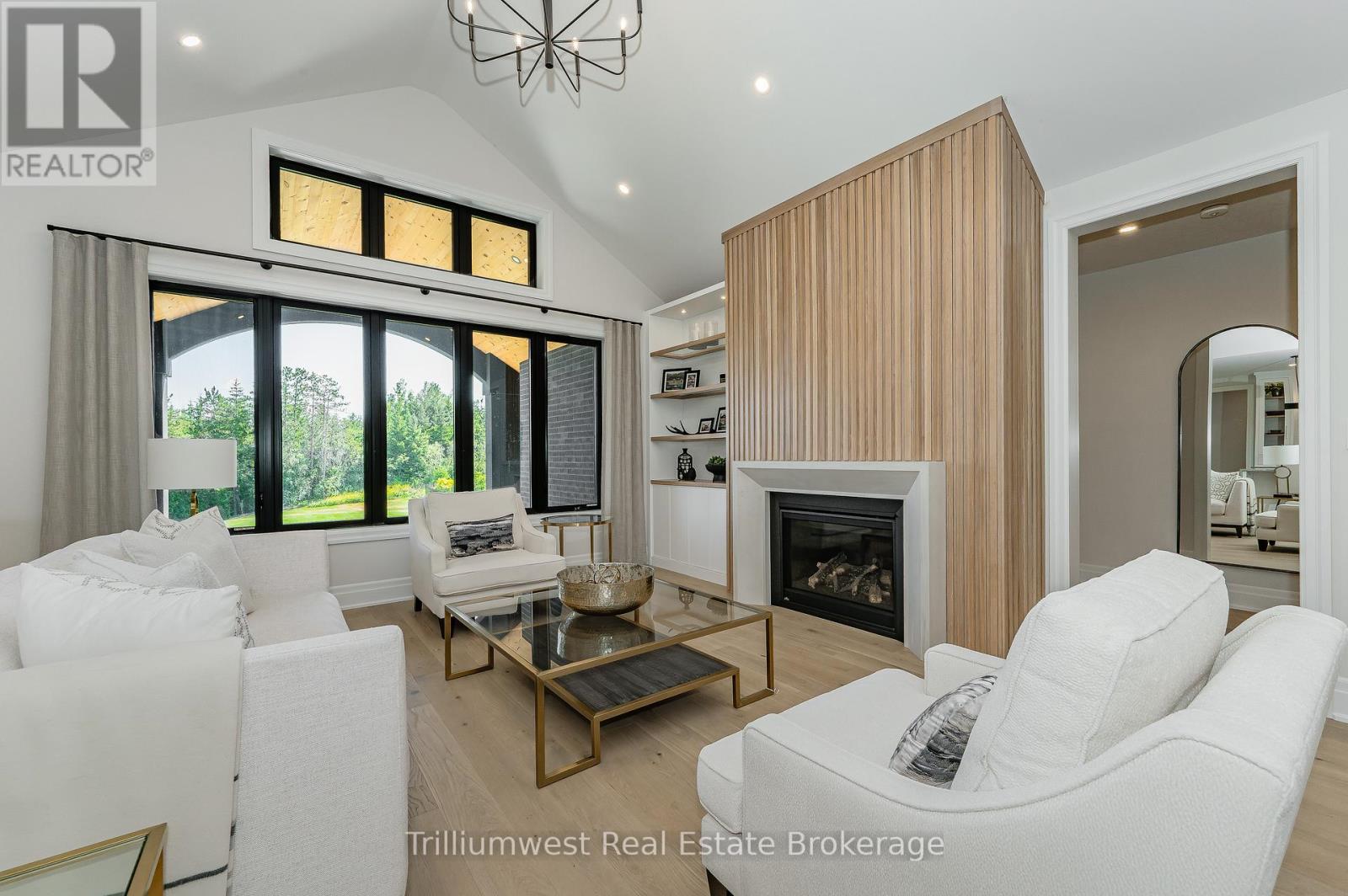 10 INVERHILL ROAD — photo 11