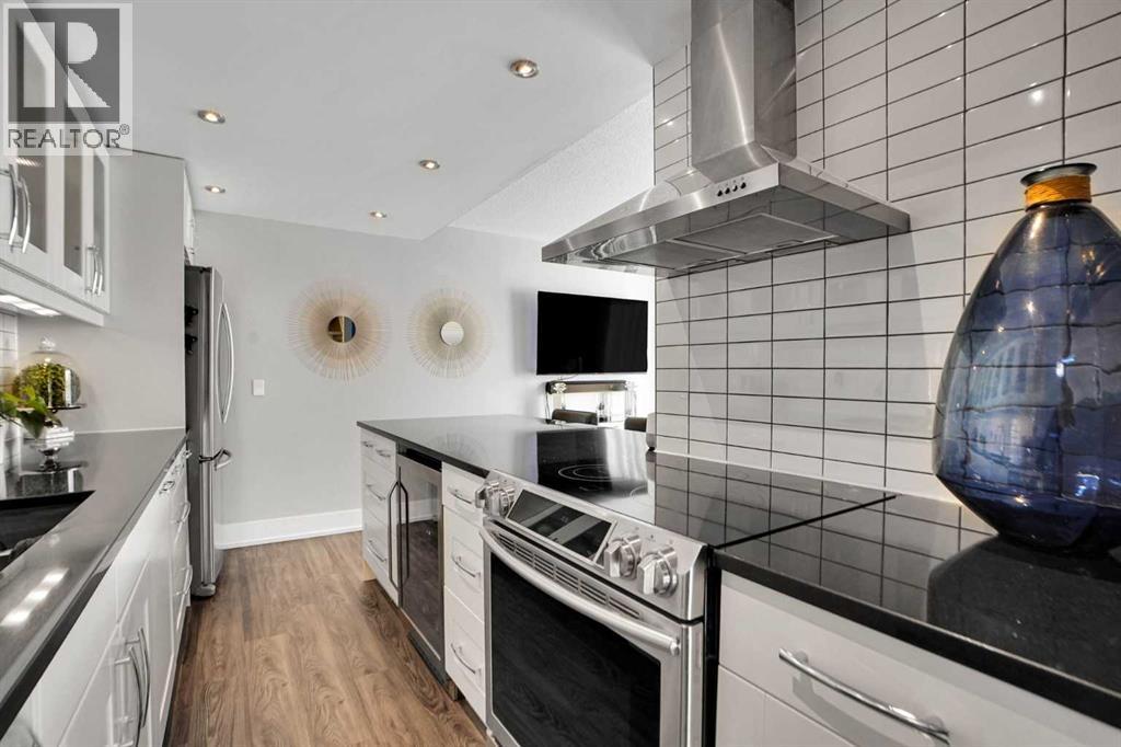 Single Family House for Sale in    Avenue SW Beltline Calgary 