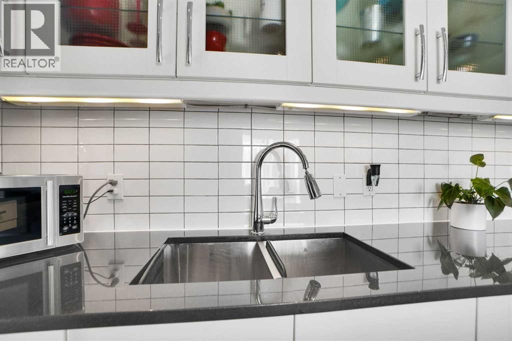 Single Family House for Sale in    Avenue SW Beltline Calgary 