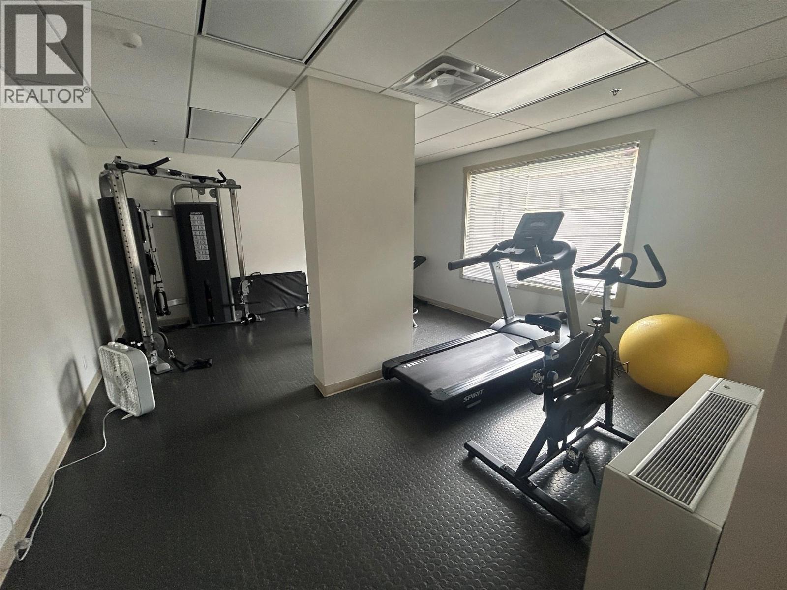 #413 400 STEMWINDER DRIVE - 38