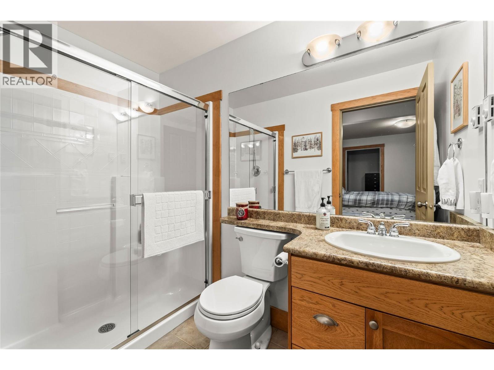 D 4899 Snowpines Road, Big White