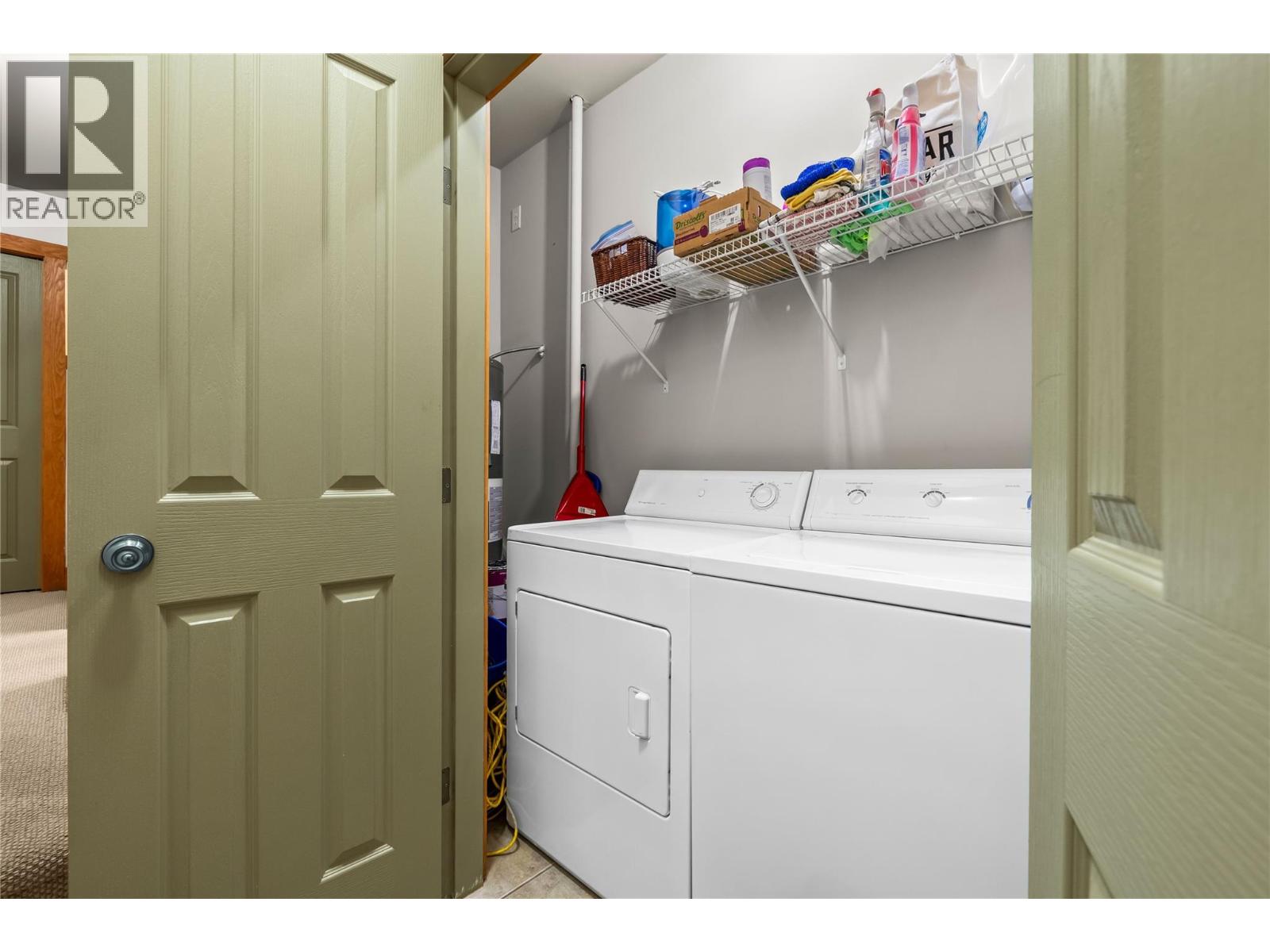 D 4899 Snowpines Road, Big White