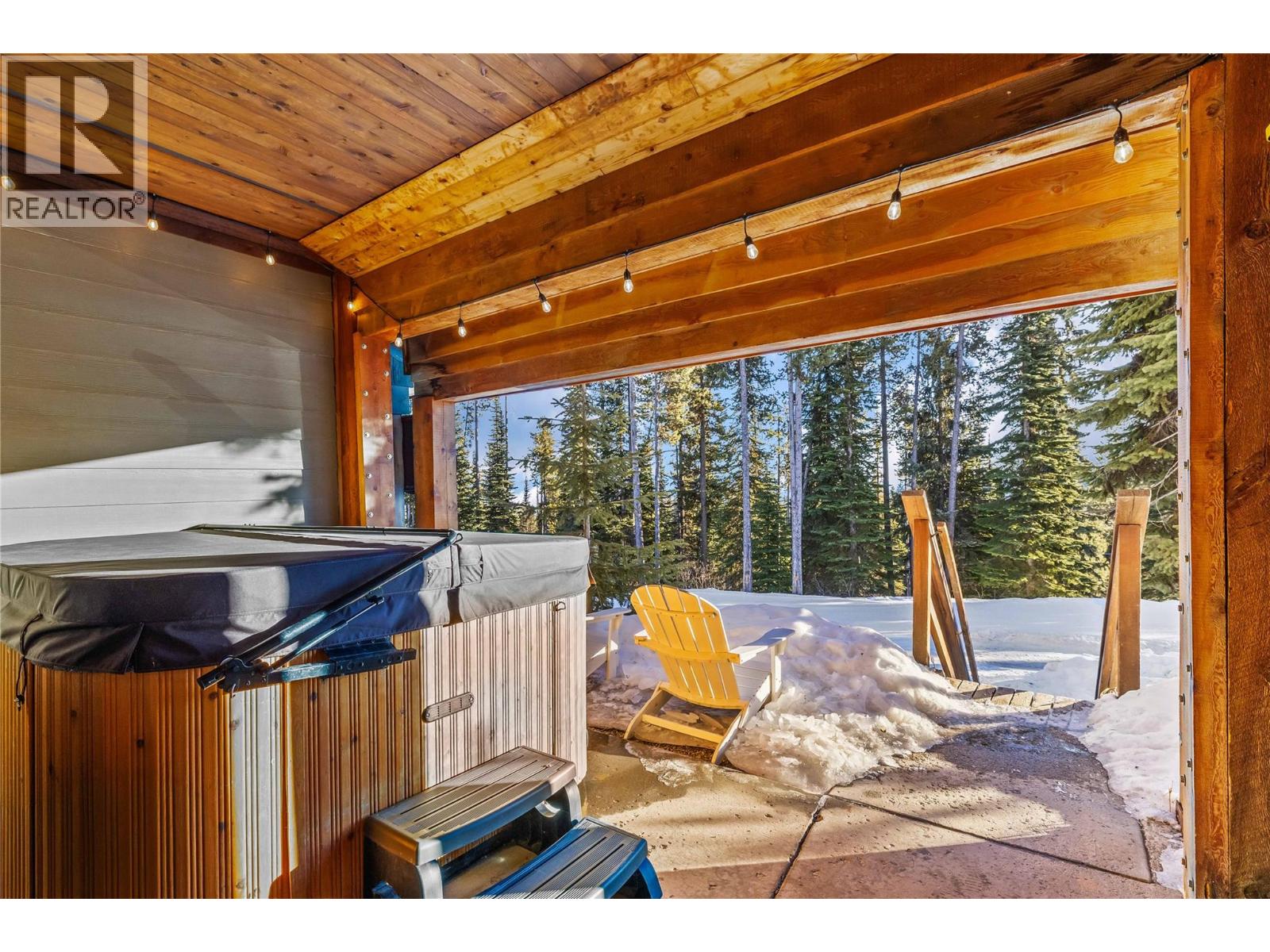 D 4899 Snowpines Road, Big White