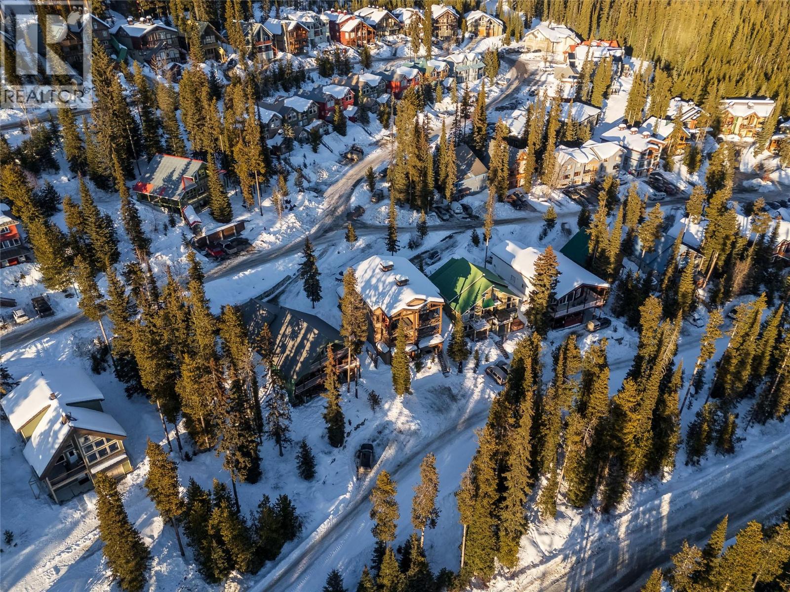 D 4899 Snowpines Road, Big White